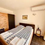 Limani Penzion 3*