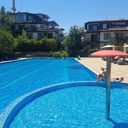 بيت ضيافة Limani سوزوبول
