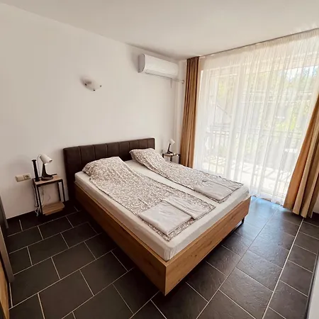 بيت ضيافة Limani