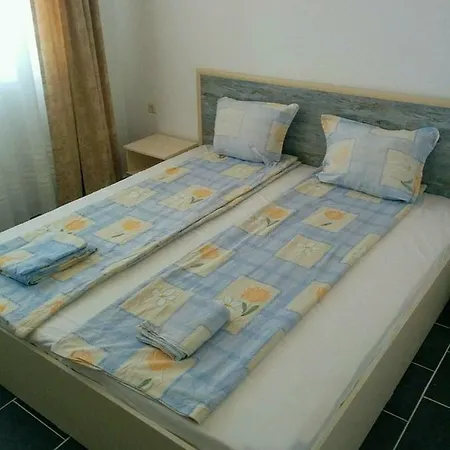 بيت ضيافة Limani