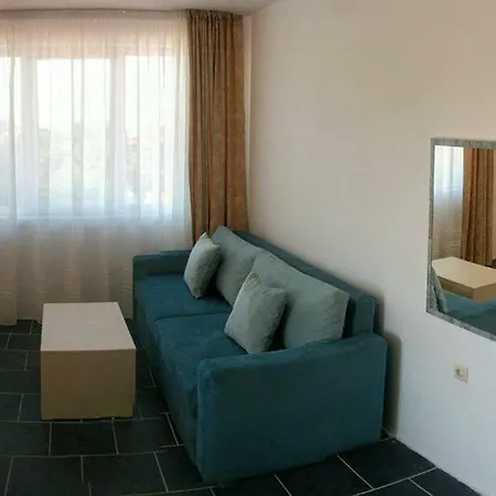 بيت ضيافة Limani